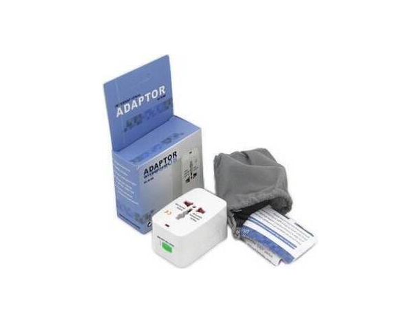 Adattatore Universale USA UK Adatta Presa Muro Spina Inglese Italiana Europa