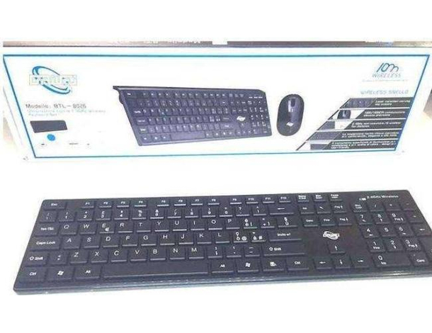 Kit Mouse e Tastiera Wireless 2.4ghz USB Micro ricevitore Plug&Play Batterie