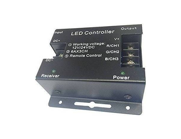 Telecomando e Centralina Striscia LED RGB 12/24 DC Touch Cambio Colore...