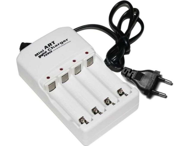 Caricabatterie Universale per Pile Stilo AA e AAA 4 Slot Batterie Ricaricabili