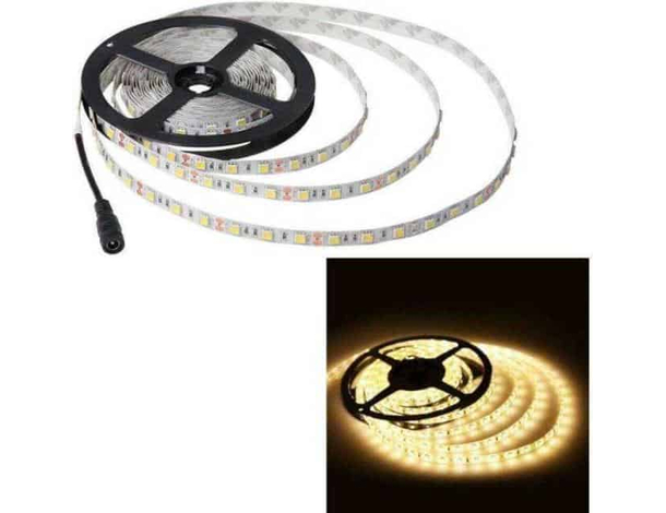 Striscia 60 LED Adesiva 12v 5 Metri IP65 Bobina Luce Flessibile Illuminazione...