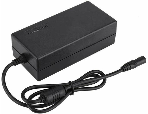 Alimentatore Universale 8 Adattatori 120w PC Notebook Voltaggio da 12 V a 24V...