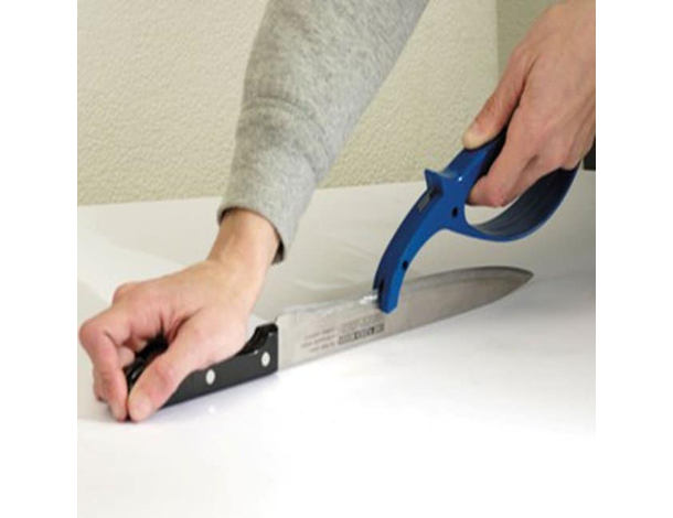 Affilatore multiuso affila lame manuale coltelli forbici lame di affettatrici...