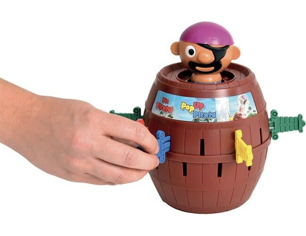 Attenti al Pirata nel Barile Giocattoli Gioco di Società Fortuna Inserisci...