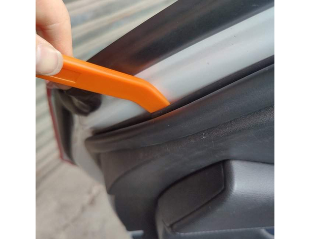 Kit 4 Attrezzi per Smontaggio Interni Auto Cruscotti Portiere Sistemi Audio...