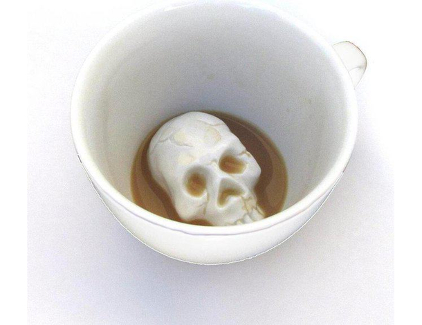 Tazza Scherzo Teschio Bianco Rilievo Thè Latte Caffè Colazione in Ceramica