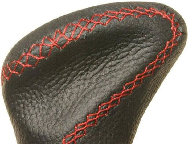 Pomello Universale per Leva Cambio Manuale in Similpelle Nero e Rosso per...