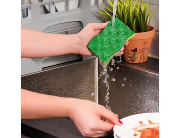 24 Spugna Vileda Ondattiva Colors da Cucina Antigraffio Colorate 13x22x2.6 cm...