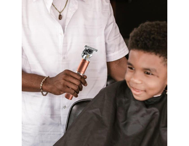 Tagliacapelli Professionale Cordless con Lama a T, 4 Pettini Guida, Autonomia...