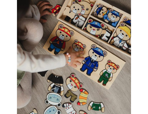 Orsetti al Lavoro: Gioco in legno FSC per bambini 3+ Scopri le professioni...